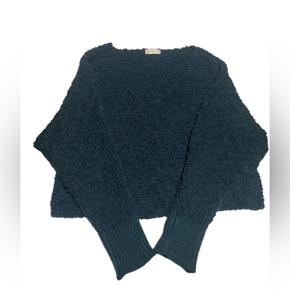 Altar'd State Textured Dolman‎ Knit V-Neck Sweater Long Sleeve Blue